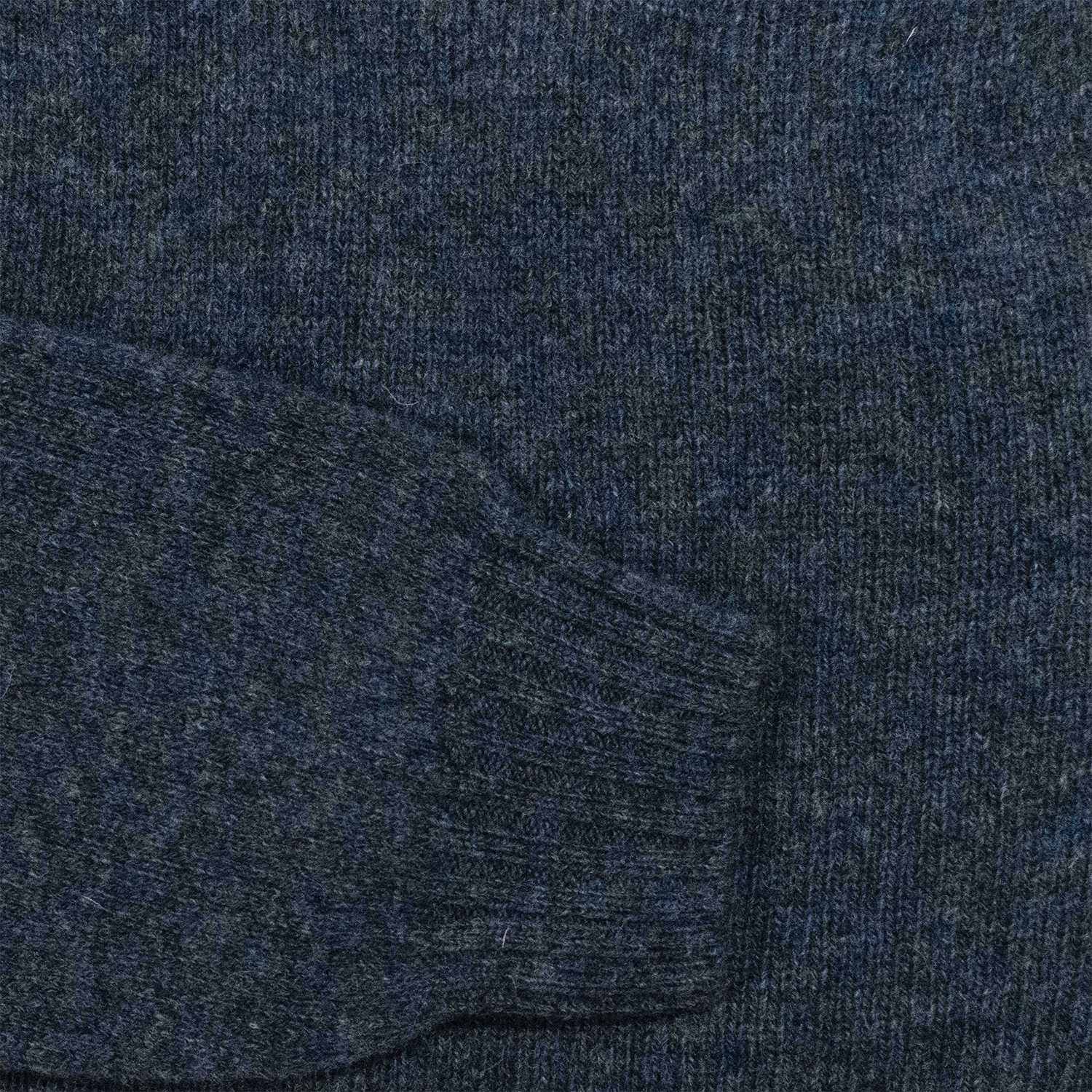 Dark Blue Scottish Shetland Wool Sweater