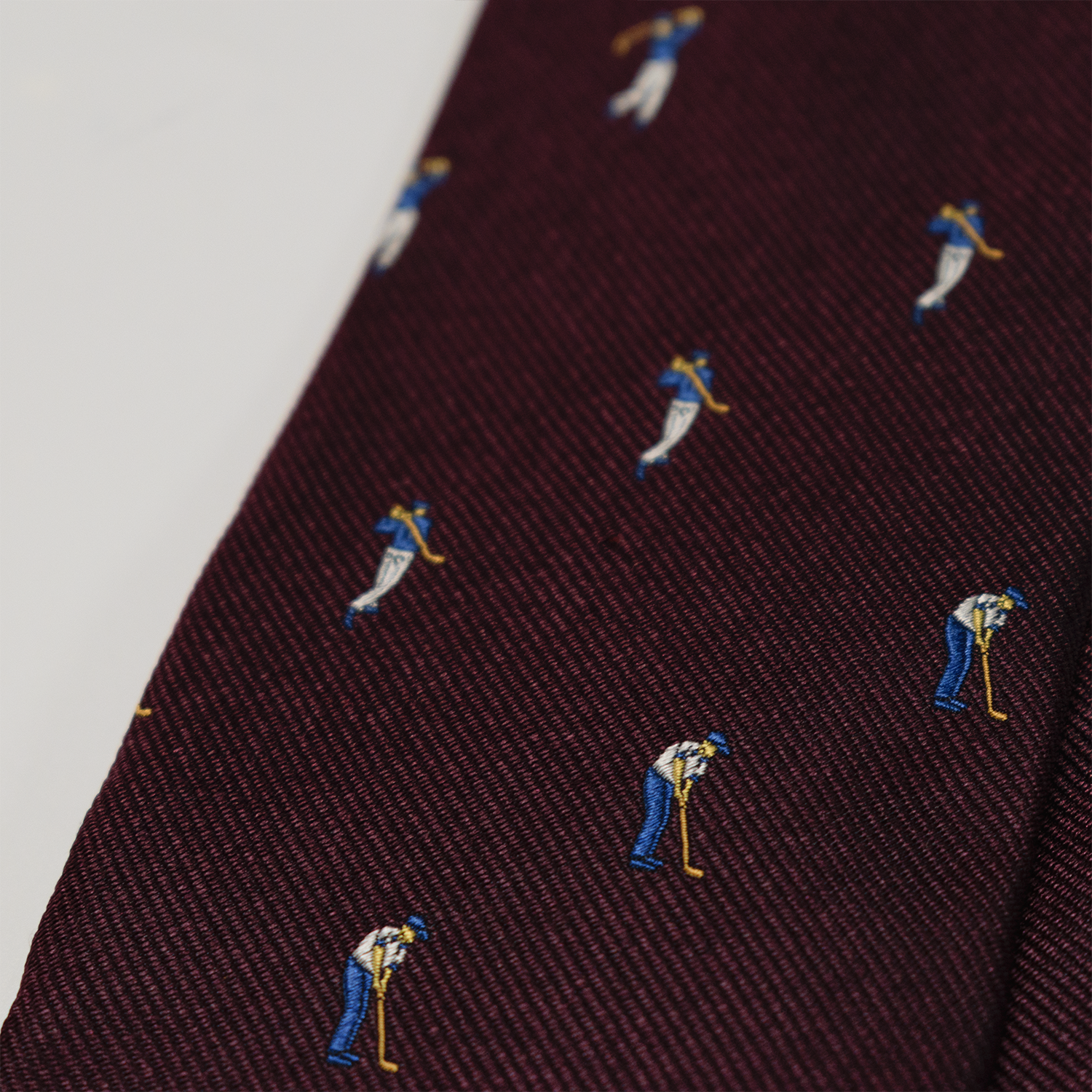 Burgundy Golfer Club Tie