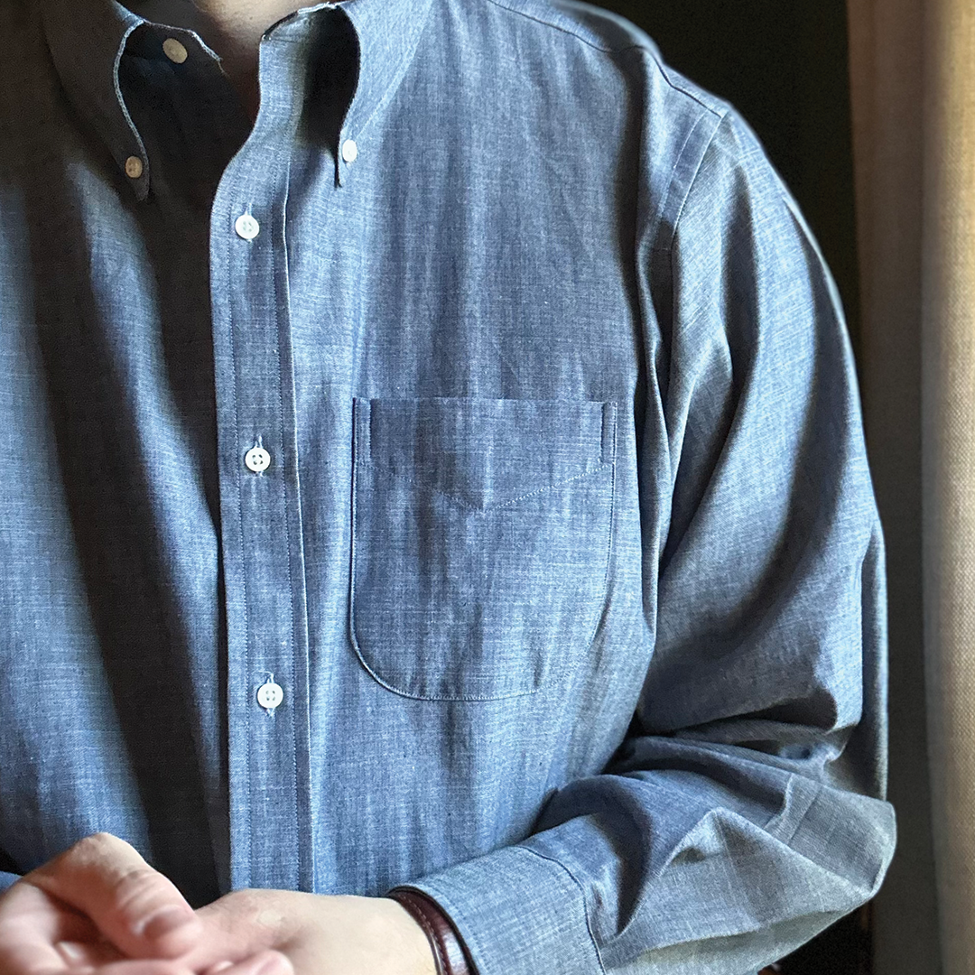 Lightweight Denim Button Down Shirt - Classic Fit