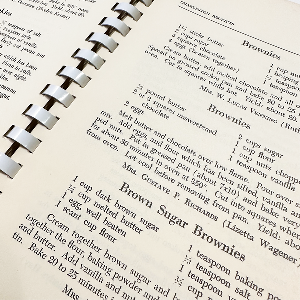 M&K Vintage - Charleston Receipts Cookbook (1986)